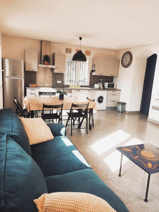 Bas De Villa. Cote D'Azur, A 20 Kms De Nice Contes  Exterior foto